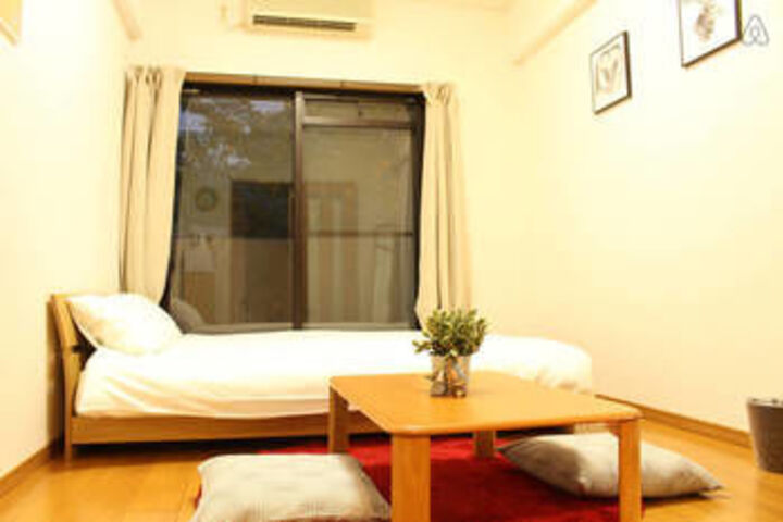 Room 54 of 182