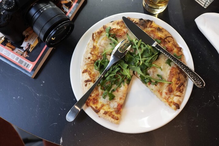 Dining 40 of 58