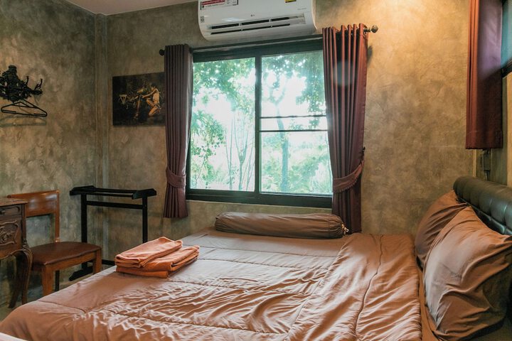 Room 61 of 187