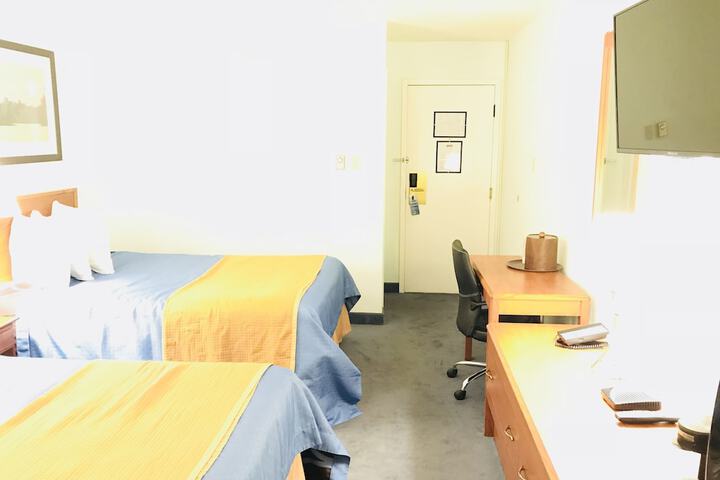 Room 34 of 65