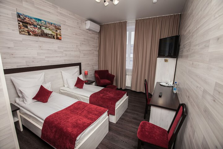 Room 8 of 23