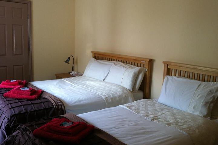 Room 12 of 21