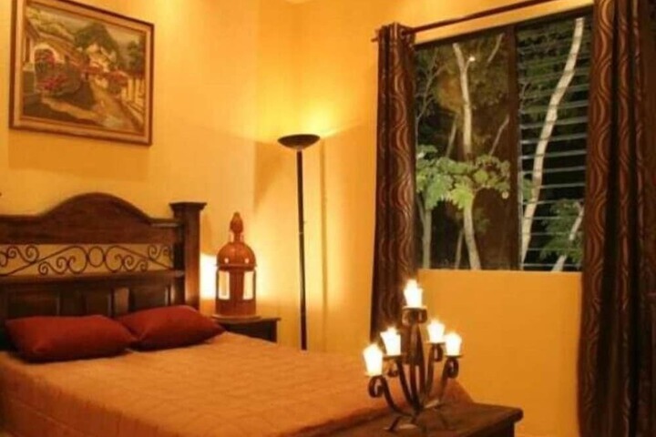 Room 2 of 24