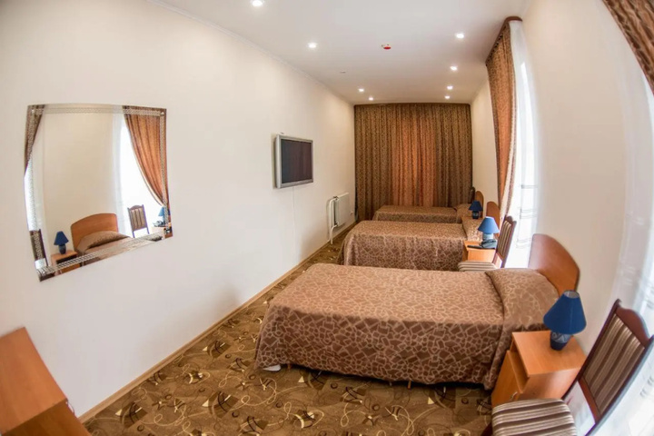 Room 14 of 14