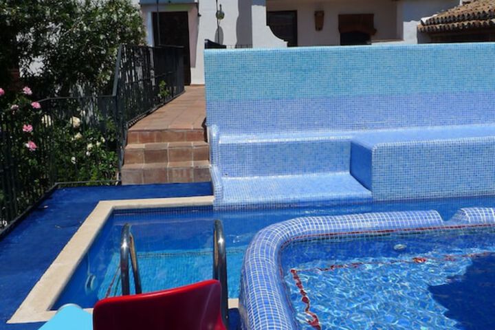 Pool 39 of 53