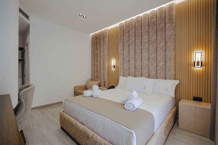 Room 14 of 95
