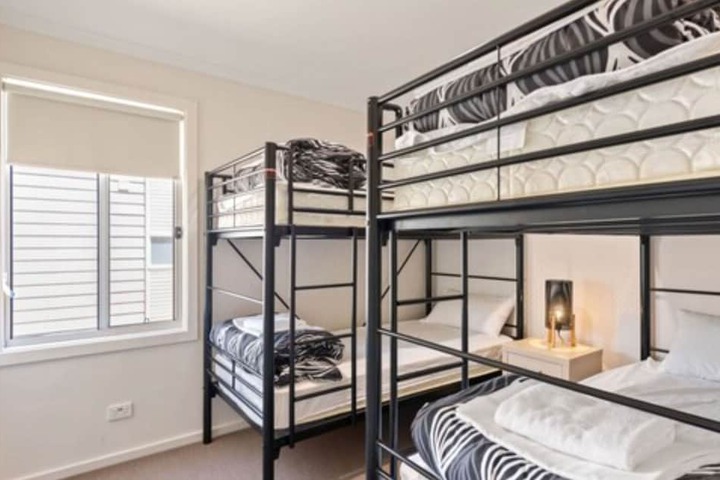 Room 9 of 130
