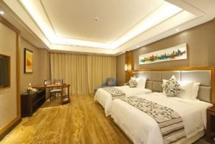 Room 32 of 61