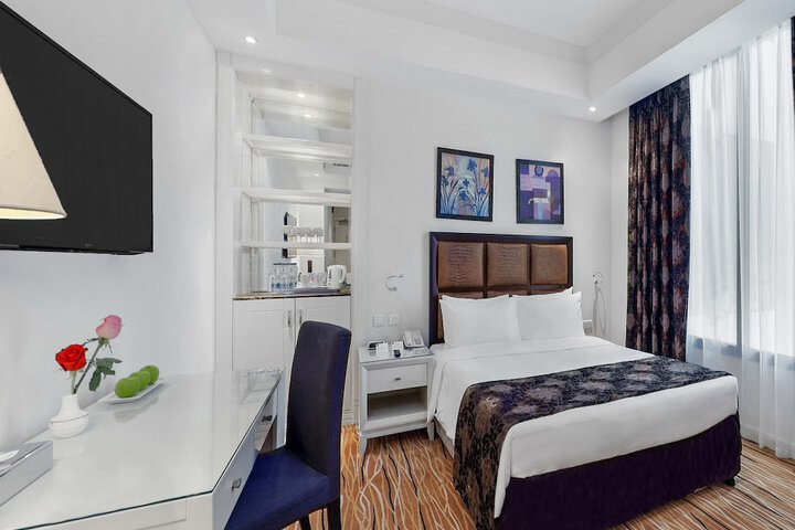 Room 9 of 67