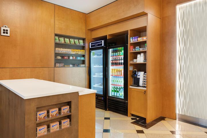 Snack bar