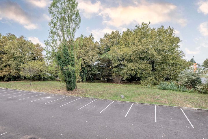 Property Grounds 23 of 26