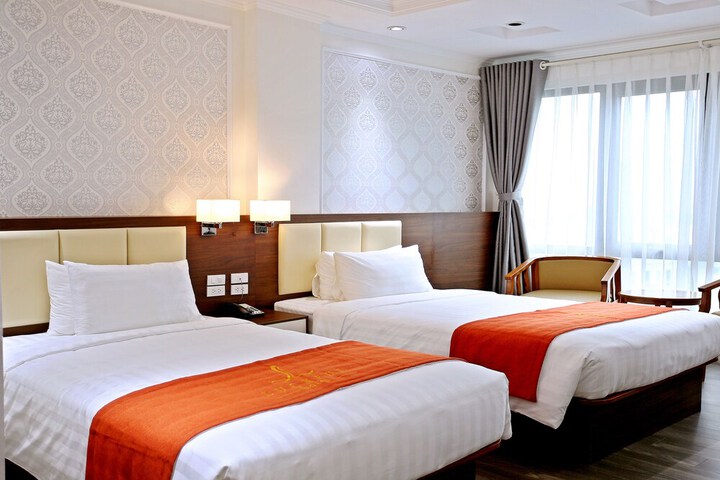 Room 12 of 54