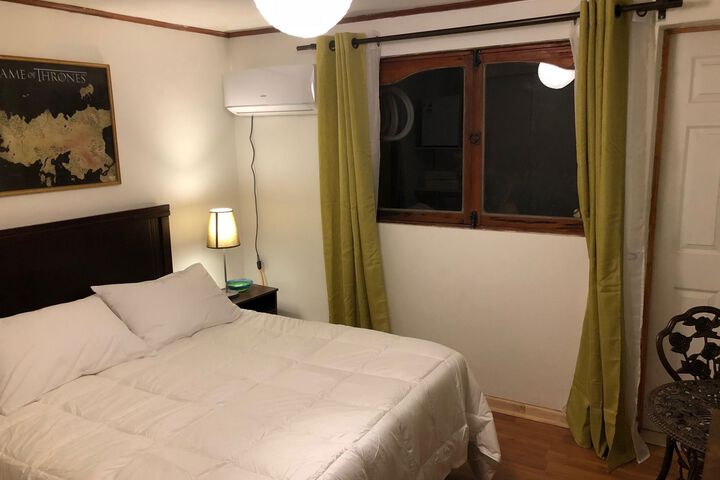 Room 52 of 79