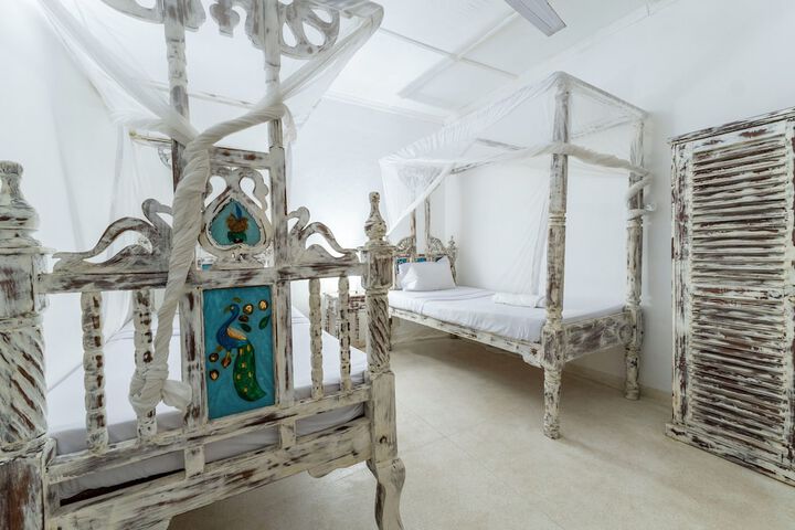 Room 11 of 68