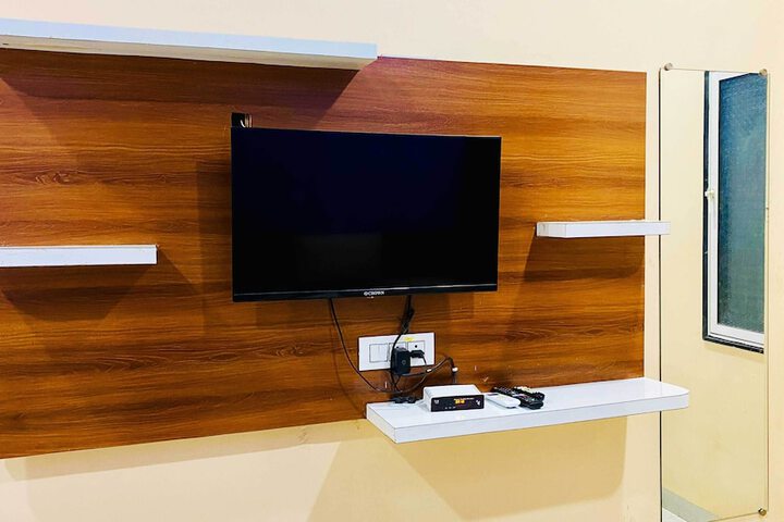 Room 35 of 42