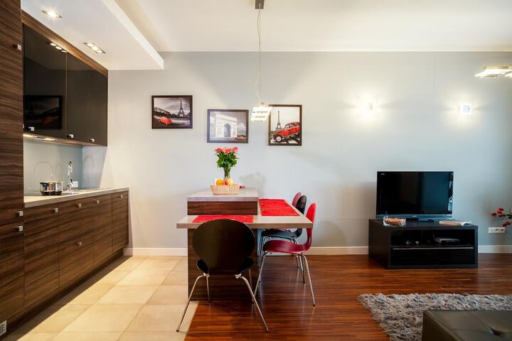 Room 26 of 48