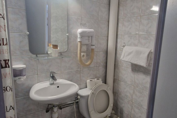 Room 35 of 51