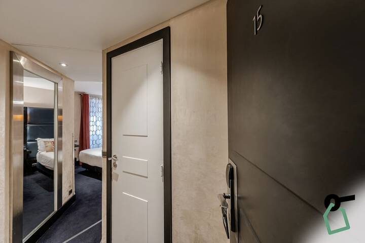 Room 31 of 71
