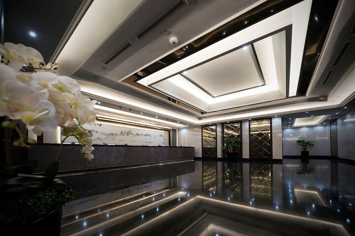 Lobby Photos