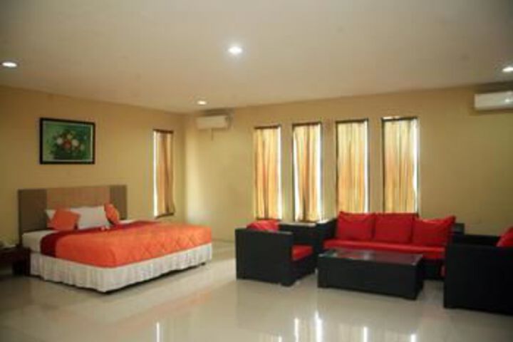 Room Photo