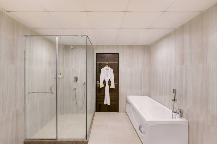 Room 27 of 45