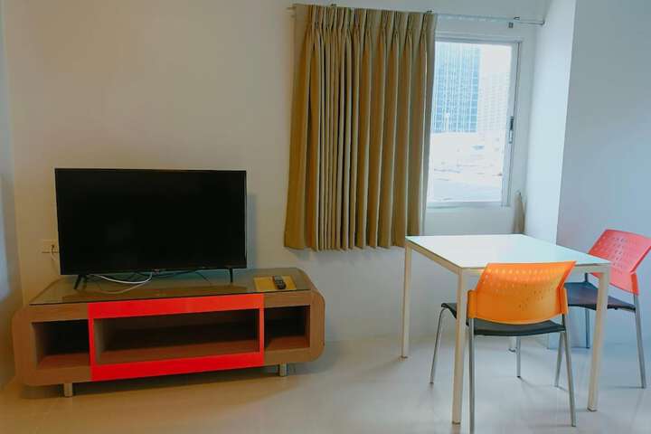 Room 21 of 35