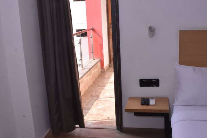 Room 26 of 47