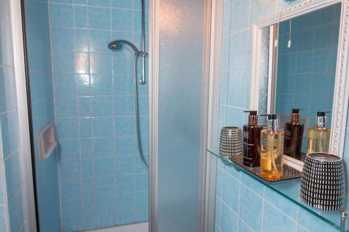 Room 25 of 45