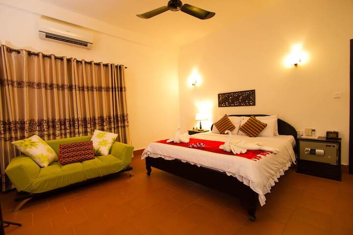 Room 19 of 73