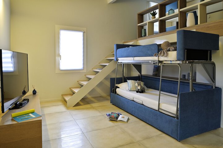 Room 75 of 217