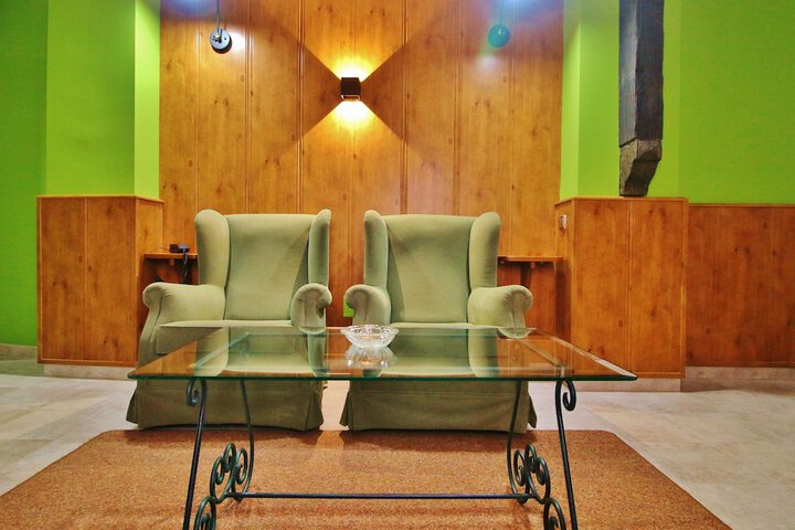 Room 23 of 49