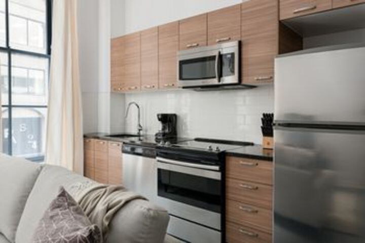 Room 11 of 22