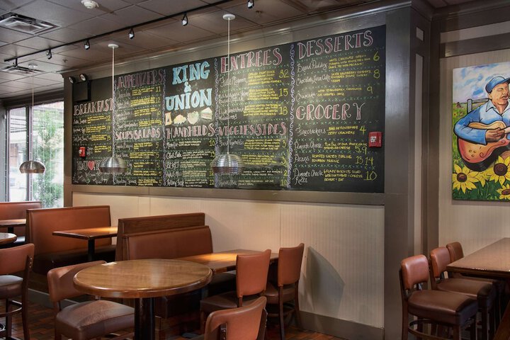 Breakfast area