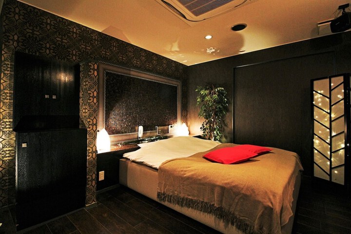 Room 50 of 51