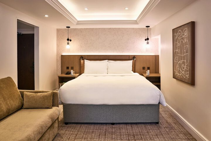 Room 32 of 109