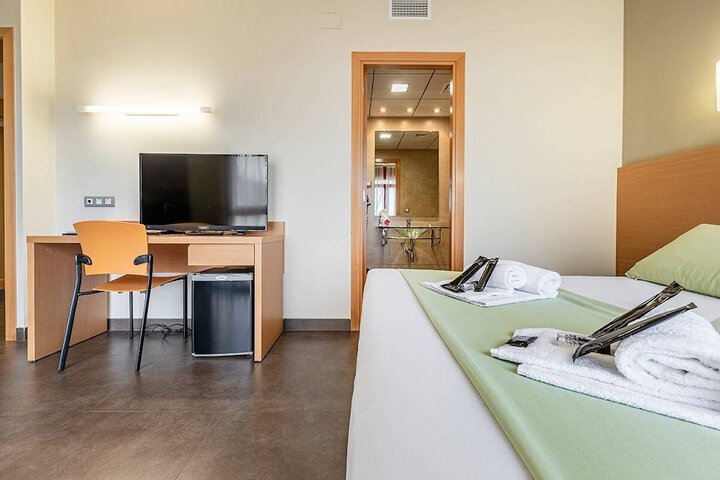 Room 17 of 27