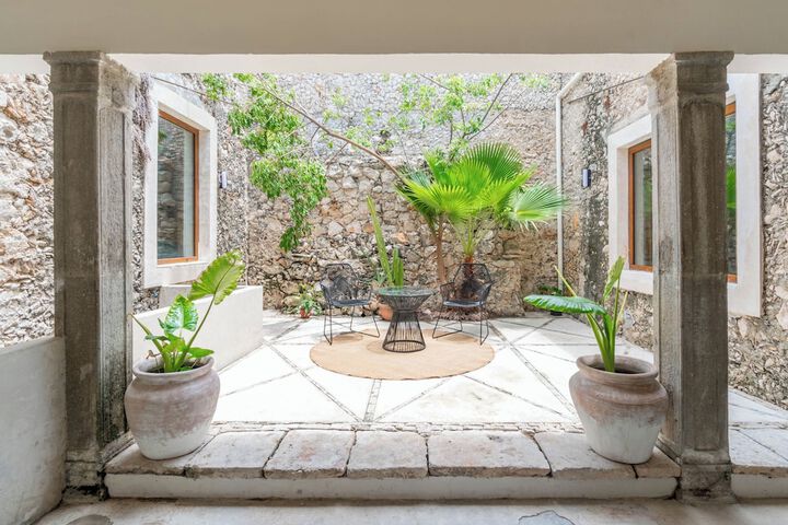 Terrace/Patio 12 of 17