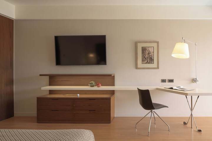Room 7 of 70