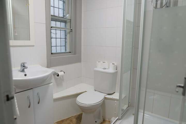 Room 49 of 61