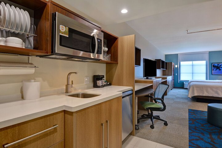 2 Queen Beds Studio (3 of 8)