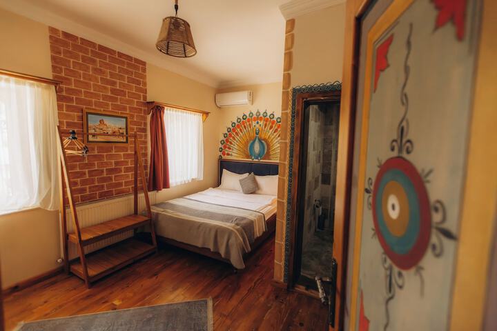 Room 19 of 39