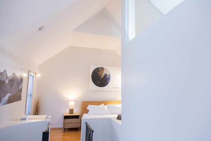 Room 43 of 219