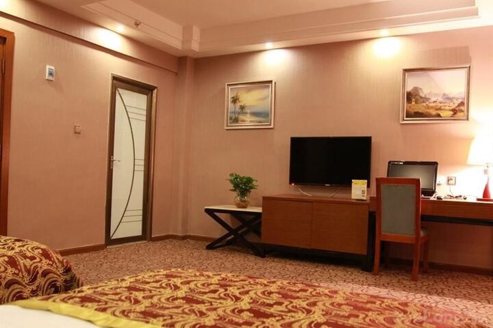 Room 29 of 30