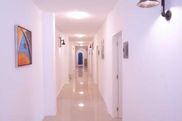 Ballroom/Hall 39 of 50