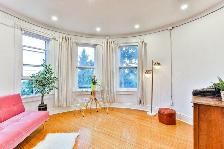 Room 16 of 70