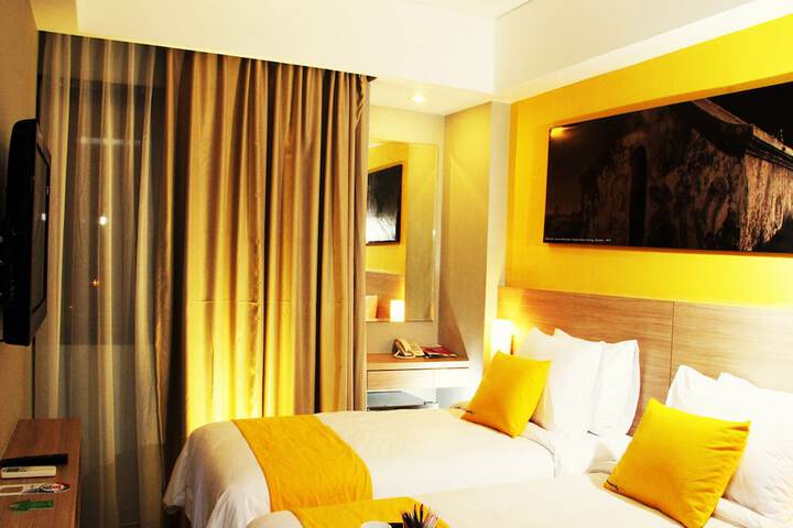 Room 6 of 38