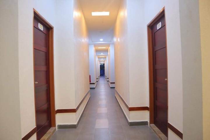 Ballroom/Hall 27 of 46