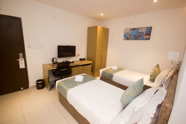Room 14 of 51