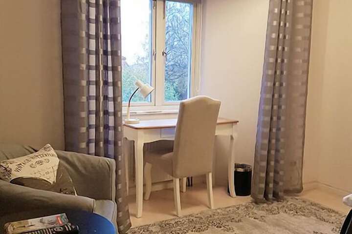 Room 3 of 38