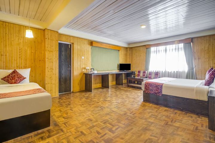 Room 19 of 32